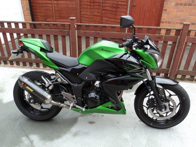 2015-2016 Kawasaki Z250/Z300 Motorcycle Fairing - Green Matte Black UK