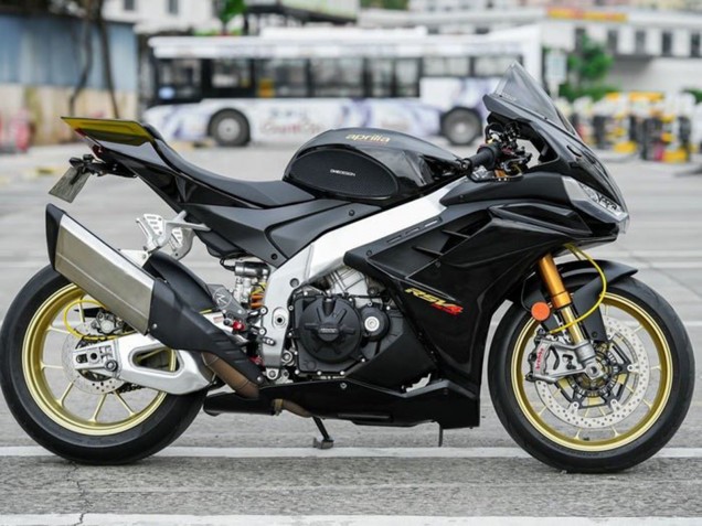 2021-2024 Aprilia RSV4 1100 Motorcycle Fairings - Black UK