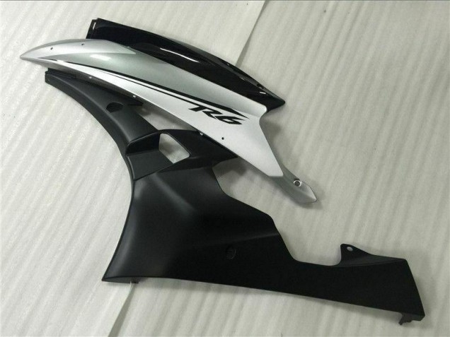 2006-2007 Silver Black Yamaha YZF R6 Motorbike Fairing 2006-2007 Silver Black Yamaha YZF R6 Motorbike Fairing